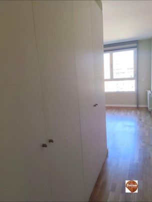 3 room luxury Apartment for rent in Valencia - Photo 1