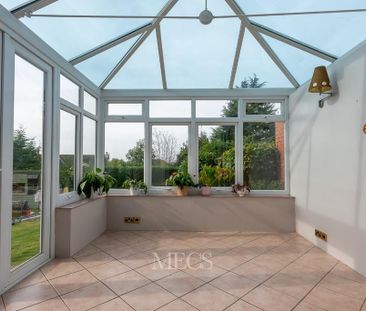 4 bedroom semi-detached house to rent - Photo 5