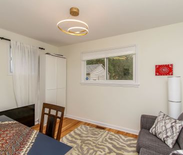 For Lease - 2034 Saunderson Drive Unit# A, Elmvale Acres and Area, ... - Photo 2