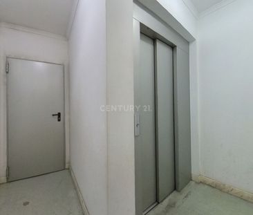 Apartamento T2 na Quinta do Barro, Torres Vedras - Photo 1