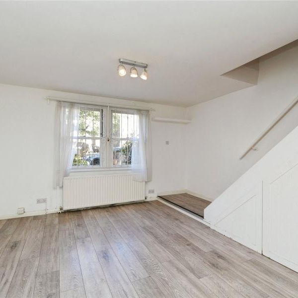 1 bedroom house to rent Tressillian Road, London, SE4 - Photo 1