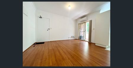 Refreshed 2 Bedroom Unit Close to Station! - Photo 5