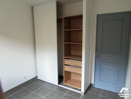 T3 de 47 m² au rez-de-chaussée clim. 1 place de parking. - Photo 4