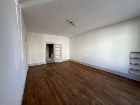 Location Maison 3 pièces 82m² JARNAC 16200 - Photo 5