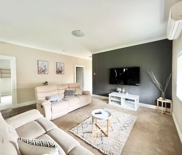 Fully Furnished Three Bedroom Home - Photo 1