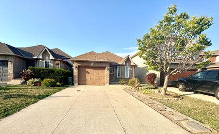 For Lease - 62 Briarose Place, Hamilton, Ontario - Photo 4