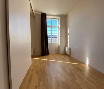 APPARTEMENT T3 de 95 m2 À POITIERS - Photo 3