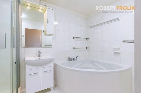 Část. zrekonstruované 3+kk/L - P6, Nevanova - Fotografie 4