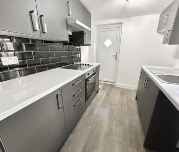 2 bedroom terraced house to rent - Photo 6