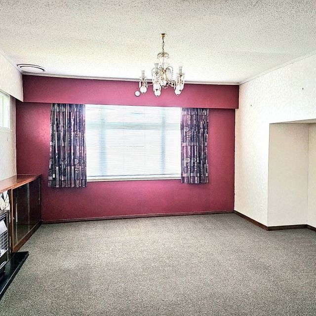 Charming 3BR Home in Palmerston Nth! - Photo 1