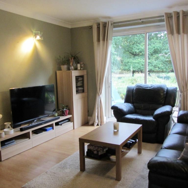 2 bedroom terraced house to rent - Photo 1