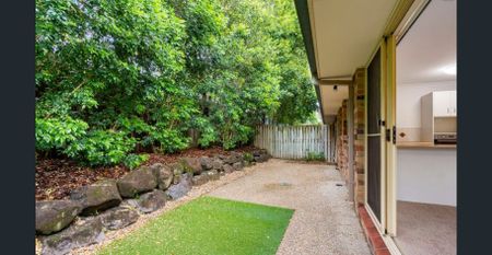 Spacious & Comfortable Living in Prime Southport Location - Photo 2