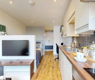 Studio to rent - Photo 2