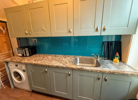 Brownhill Crescent - Photo 3
