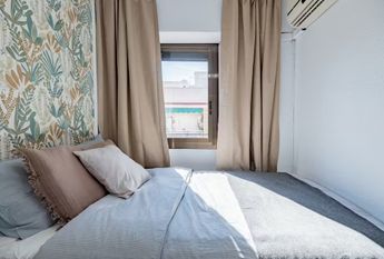 Carrer del Mestre Alberto Luz, Valencia, Valencian Community 46035