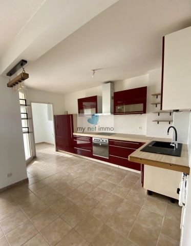 Appartement à louer à Les Abymes, Guadeloupe - Photo 2