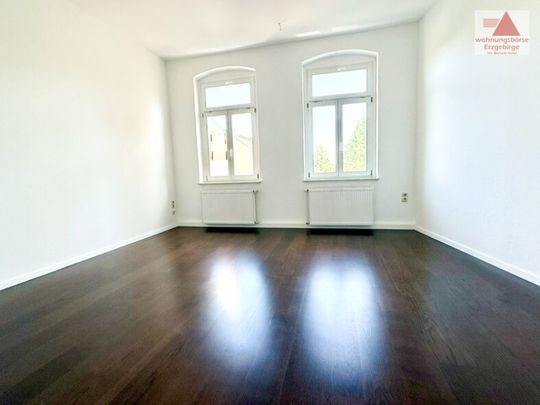 Exklusive 3-Raum-Wohnung - neu saniert - Gartennutzung - zentral in Annaberg! - Photo 1