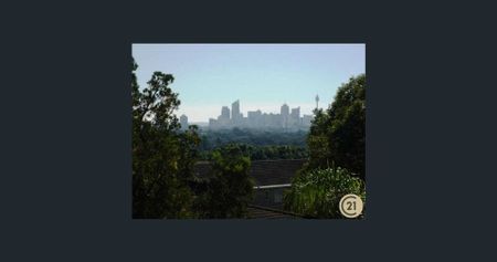 Urban Oasis with Iconic Views: Your New Skyline Sanctuary - Photo 4