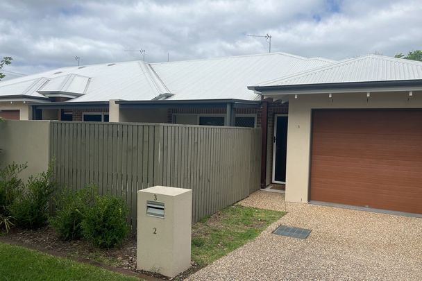 Beautiful and Quiet Street - Photo 1