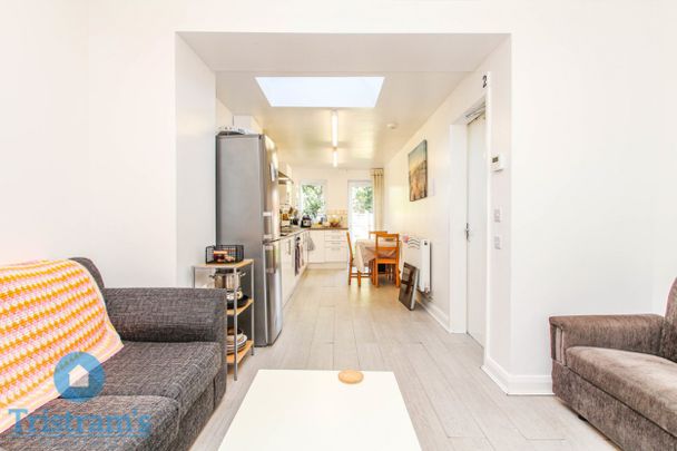 4 bed Semi-Detached House for Rent - Photo 1