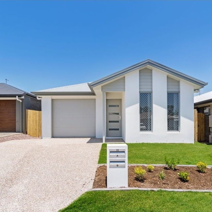 Low-Maintenance Modern Living in a Convenient Location - Photo 1