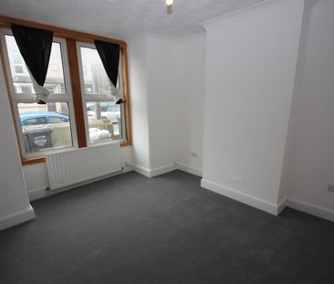 3 bedroom Terraced House to let - Photo 1