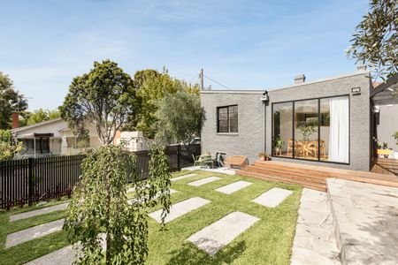 2 Stewart Street, Hawthorn East VIC 3123 - House For Rent | Domain - Photo 2