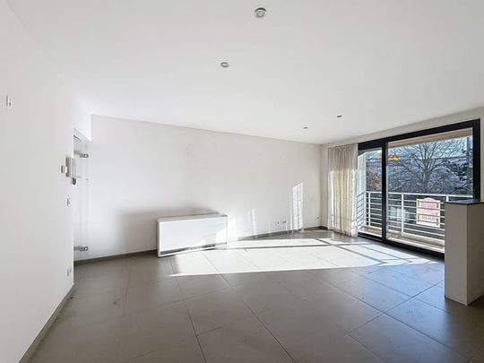 Appartement te huur - Photo 1