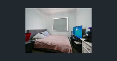 Move in ready for the large family! - Photo 3