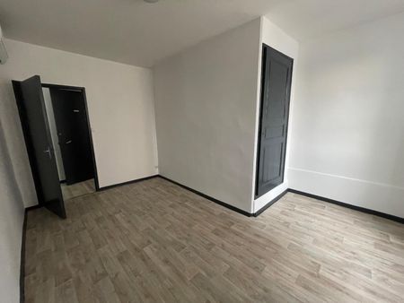 Location Appartement 3 pièces 52m² AUBENAS 07200 - Photo 5
