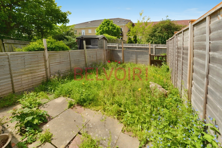 3 bedroom terraced house to rent - Photo 5