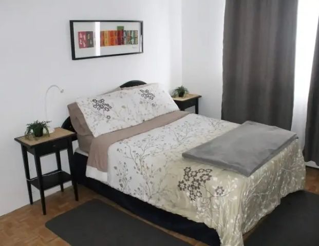 Elta Apartments | 2448 Carling Ave, Ottawa - Photo 1