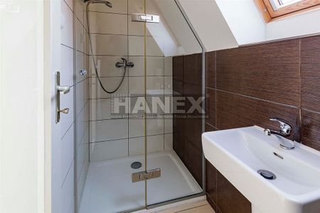 Pronájem domu 180 m² s pozemkem 241 m² - Photo 4