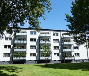 Hervorragende Wohnung mit großem Balkon – wird derzeit modernisiert - Photo 2