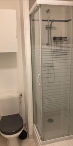 A LOUER PETIT COURONNE APPARTEMENT F2 MEUBLE - Photo 4