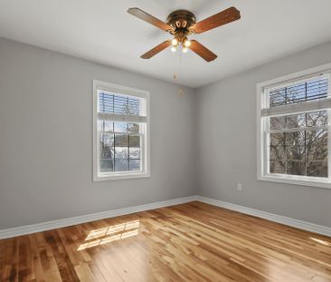 For Lease - 100 Harrold Place, Carlington - Central Park, Ontario - Photo 1