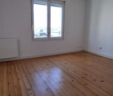 Location Appartement 2 pièces 54m² - Photo 3