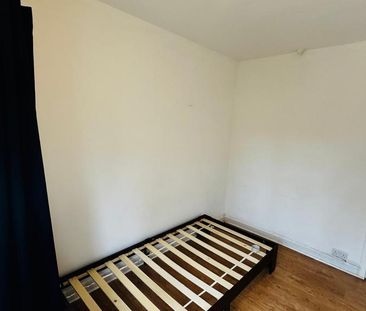 2 bedroom semi-detached house to rent - Photo 1