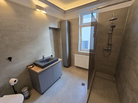Închiriez apartament în vilă interbelică – Calea Dorobanți, 180 mp, etaj 3/3 - Fotografie 3