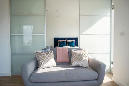 Studio to rent - Photo 5