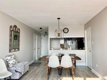 101 Subway Crescent #1406 - Photo 4