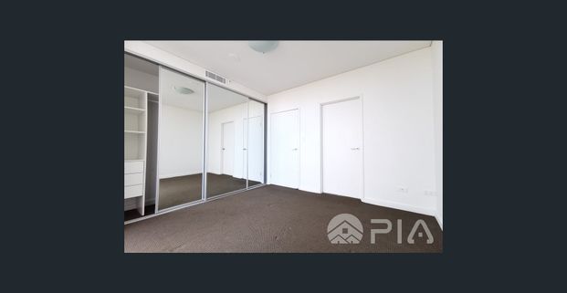 Exclusive Penthouse Apartment, Spectacular Views, Riverbank Location!! - Photo 1