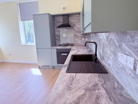 1 bedroom apartment to rent - Photo 2