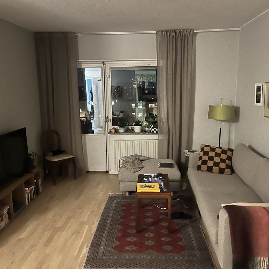 Bäckvägen, Hägersten - Photo 1