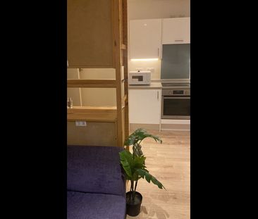 1 Bed Flat, Hanover House, RG1 - Photo 4