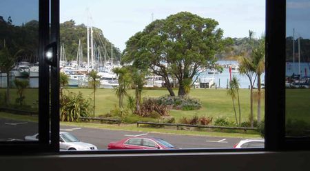 Luxury 2 bedroom Tutukaka Apartment - Furnished! - Photo 3