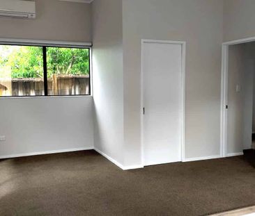 Charming Two-Bedroom unit in Peaceful Neighbour hood - Photo 2