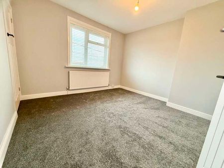 East View, Pontypool, NP4 - Photo 4