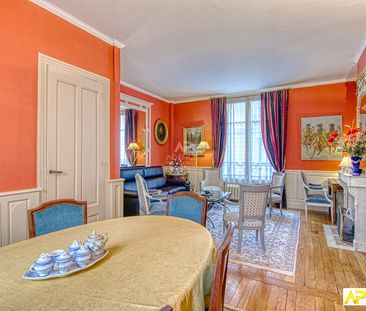 Tout savoir sur cette maison dans le quartier Saint Louis, à Versai... - Photo 1