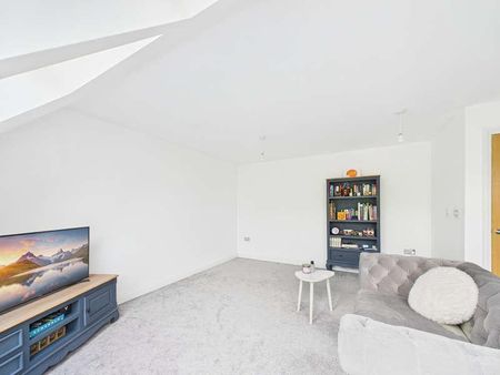 Goodearl Place, Princes Risborough, Buckinghamshire, HP27 - Photo 3